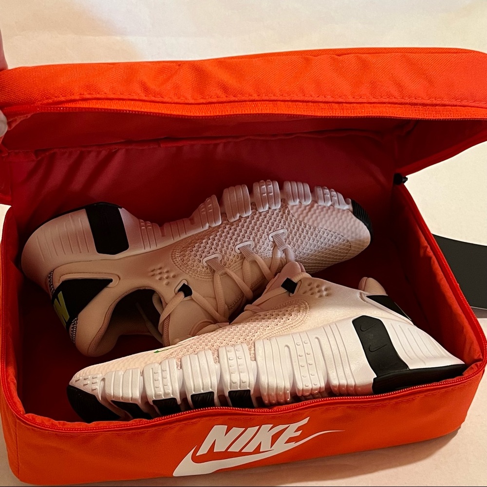 LAST ONE - FREE* Nike Shoebox Bag Orange/Orange/White - Picture 13 of 15